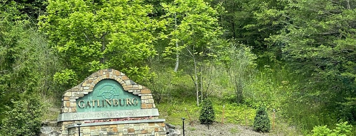 Gatlinburg, TN is one of i was raised in a small town.