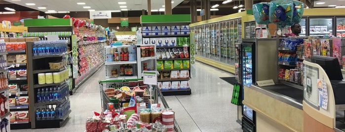 Publix at Prosperity Village is one of สถานที่ที่ Amy ถูกใจ.