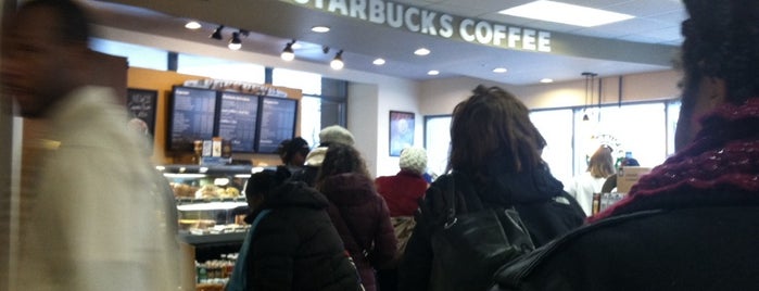 Starbucks is one of สถานที่ที่ Maria ถูกใจ.
