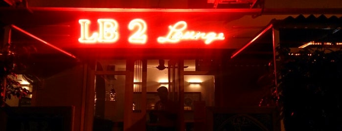 LB 2 Lounge is one of สถานที่ที่ Apoorv ถูกใจ.