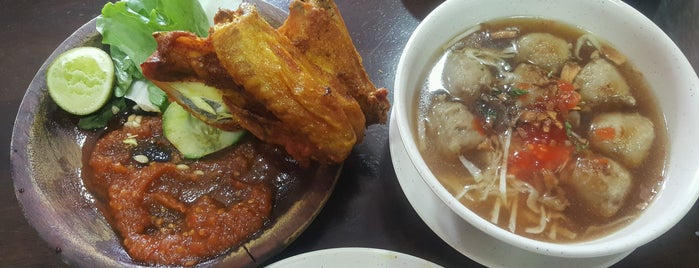 Om Pecal Lele is one of Jalan Jalan KL Eatery 2.