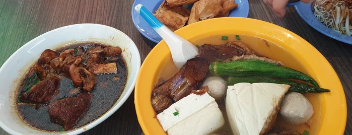 Loong Hing Restaurant is one of Guide to Kepong Spots.