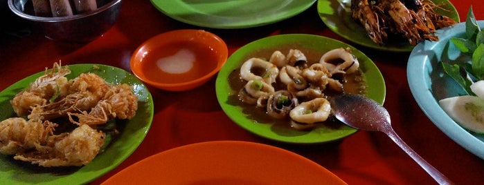 Seafood 88 Sentral is one of Food.