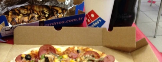 Domino's Pizza is one of Posti che sono piaciuti a Ayça.