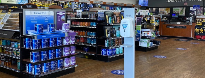 Sherwin-Williams Paint Store is one of Lieux qui ont plu à Bryan.