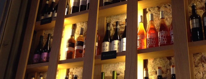 Vinitus is one of Barcelona centre (revisar).