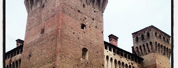 Rocca di Vignola is one of Castelli, Ville e Forti.
