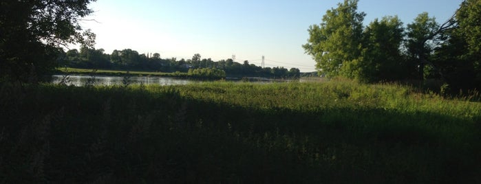 Parc des Voltigeurs is one of Posti che sono piaciuti a Stéphan.