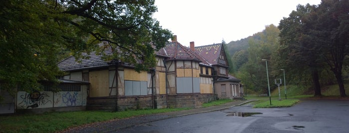 Bahnhof Reinhardsbrunn-Friedrichroda is one of Bf's Thüringen (Nord).