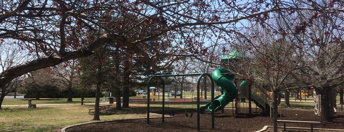 Jerry Ivey Park is one of Lieux qui ont plu à Michael.