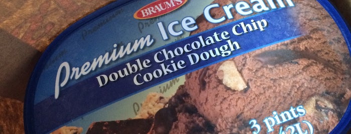 Braum's Ice Cream & Dairy Stores is one of Restaurants I Want To Try.