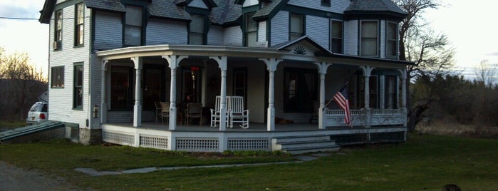 The Murray House is one of Lugares favoritos de beth.