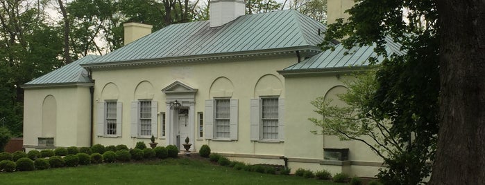 Washington's Headquarters Museum is one of Newark.