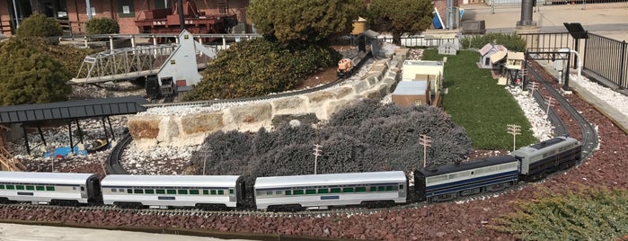 G-scale Model Railroad is one of On Da GO.