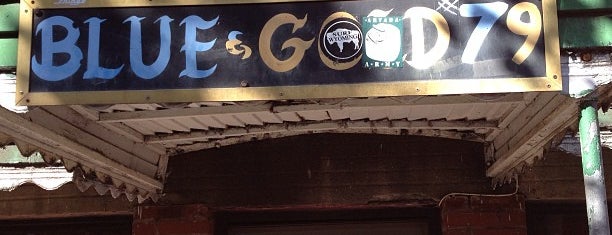 Blue & Gold Tavern is one of EV bars that are worth your $$$.