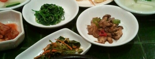 Seok Jung | 석정 is one of Incríveis restaurantes simples e gostosos.