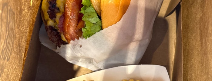Shake Shack is one of DC Favorites.