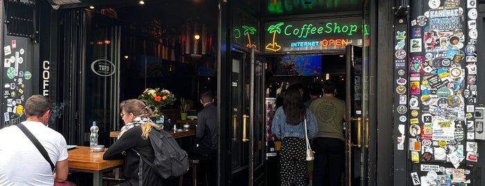 Superskunk Coffeeshop is one of Amsterdam.