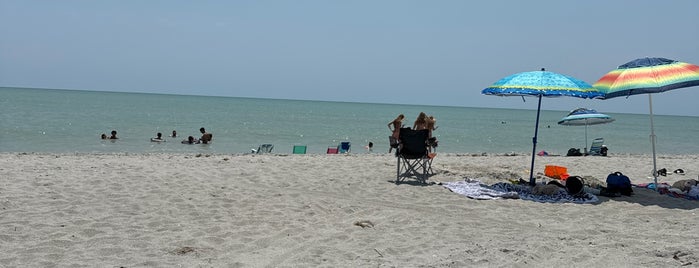 Bowman's Beach is one of Restaurants (Florida).