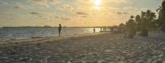 Cape Coral Beach at Yacht Club Community Park is one of Points of Gathering.