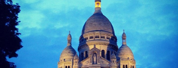 Basilika Sacré-Cœur is one of Paris.