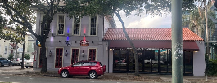 New Orleans Hamburger And Seafood Co. is one of Foodies Guide of New Orleans.