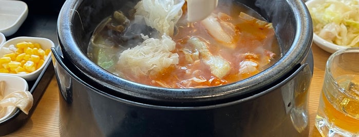 Sanshi Rice Noodle is one of manhattan eats.