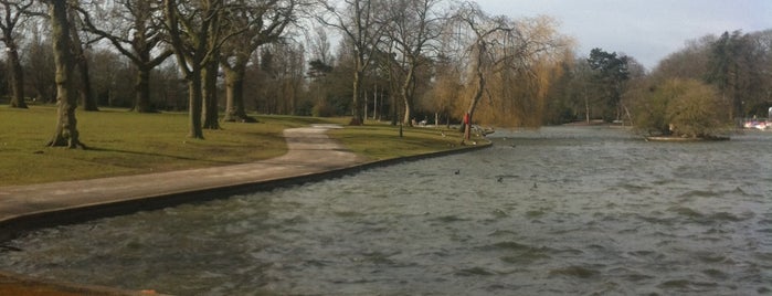 Cannon Hill Park is one of landmarks.