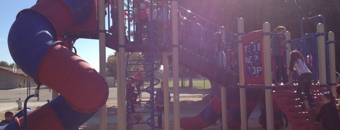 West Side Playground is one of Kerman City Parks.