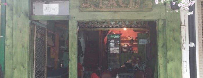 Laci Tea Room is one of Tempat yang Disukai Barış.