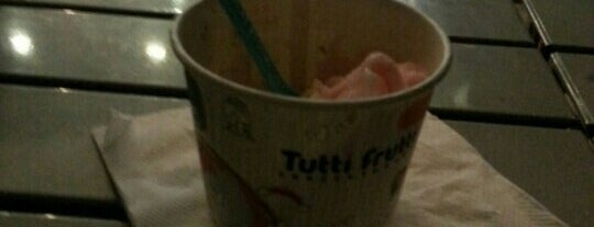 Tutti Frutti FroYo is one of to-do: places.