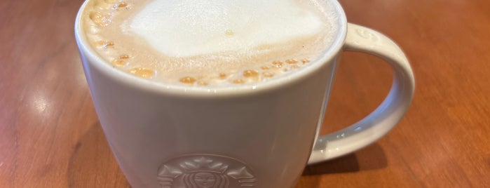 Starbucks is one of カフェ・ファーストフード.