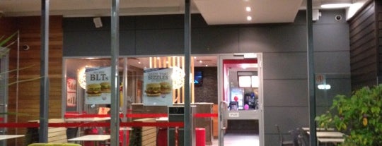 McDonald's is one of Tempat yang Disukai Andreas.