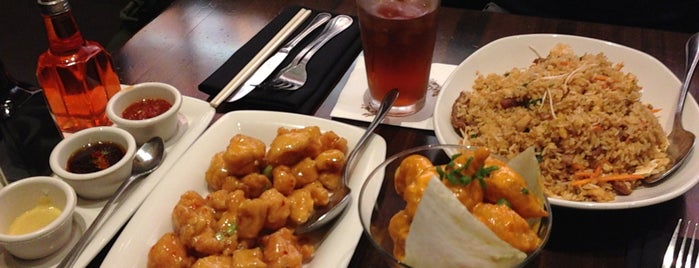 P.F. Chang's is one of Donde comer sin carne..