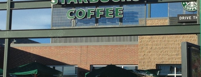 Starbucks is one of Orte, die Lowell gefallen.