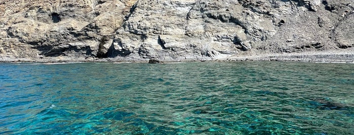 Mavi Koy is one of Gökçe ada denize girme.