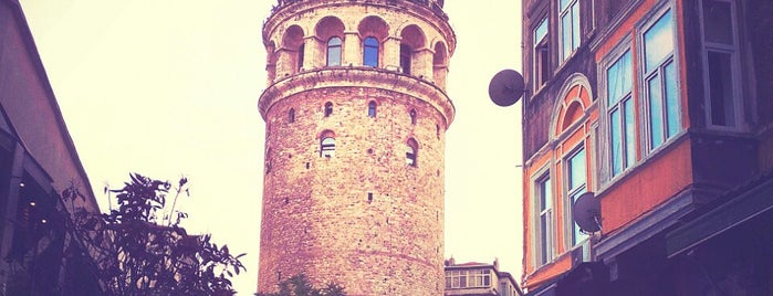 Галатская башня is one of Istanbul.