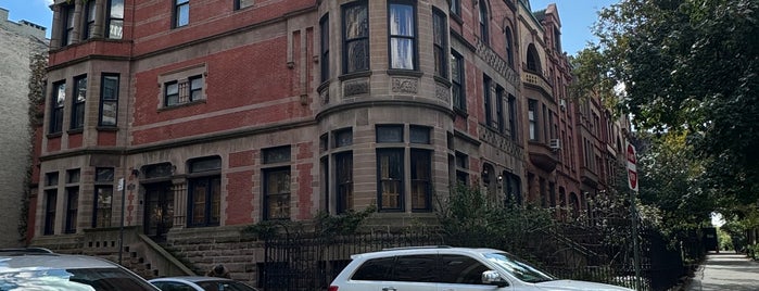 The Royal Tenenbaums House is one of To Do List of NYC.
