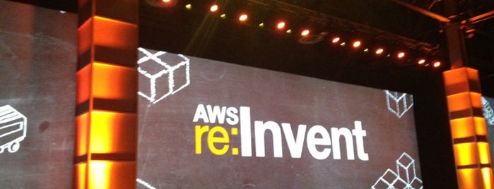 AWS re:Invent is one of Chrisさんのお気に入りスポット.