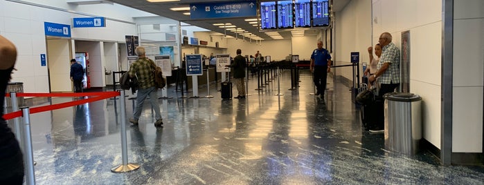 TSA Pre-Check is one of Tempat yang Disukai Joyce.