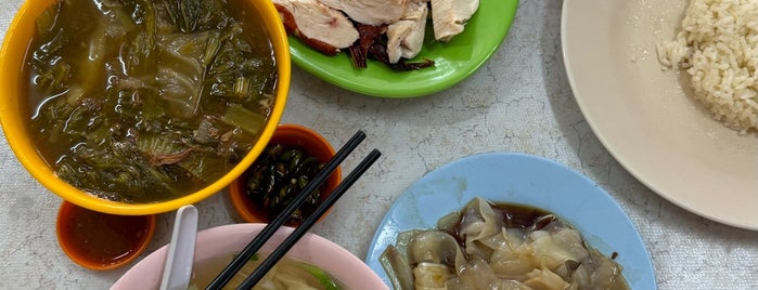 Fatty Boy Chicken Rice (大肥仔鸡饭) is one of Neu Tea's Penang Trip 槟城 2.