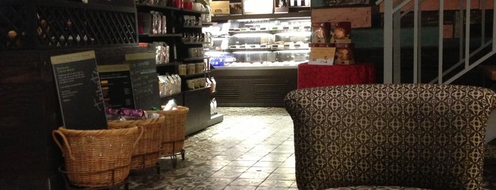 Starbucks is one of Must-visit Food in Rio de Janeiro.