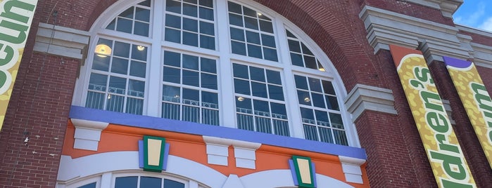 Port Discovery Children's Museum is one of Baltimore.