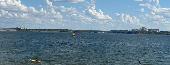 Rockledge Park is one of Running places.