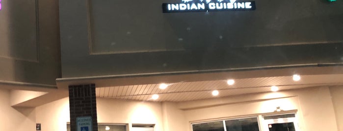 Bhoj Indian Restaurant is one of Been.