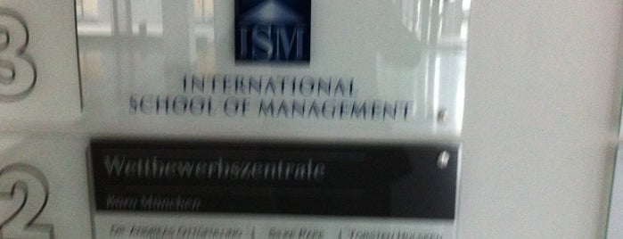 ISM München is one of Martina'nın Kaydettiği Mekanlar.