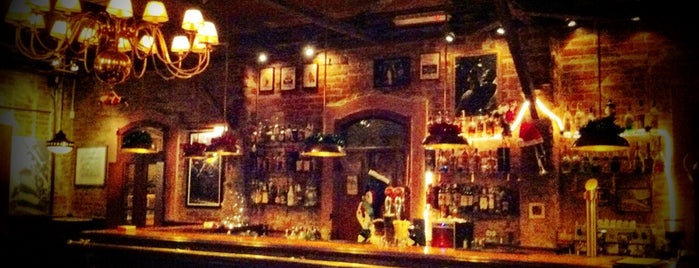 Speakeasy Bar is one of Lisboa Essentials.