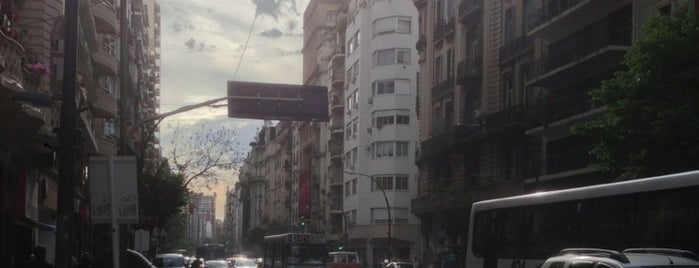 Avenida Santa Fe is one of Argentina Tur.