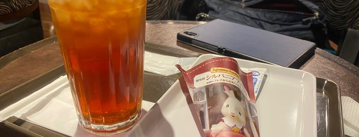St. Marc Café is one of 電源のないカフェ（非電源カフェ）.