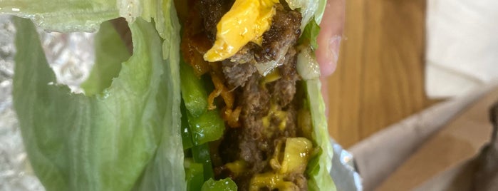 Five Guys is one of The 15 Best Places for Green Peppers in Portland.